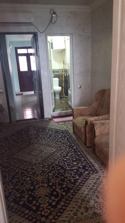 Nini'S Apartments Batumi Ngoại thất bức ảnh