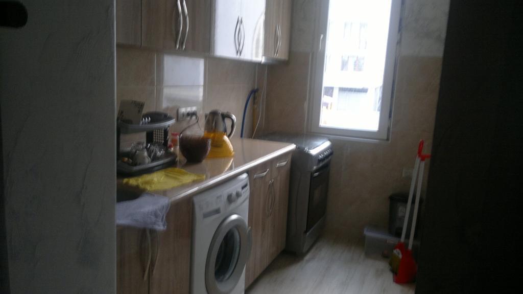 Nini'S Apartments Batumi Ngoại thất bức ảnh